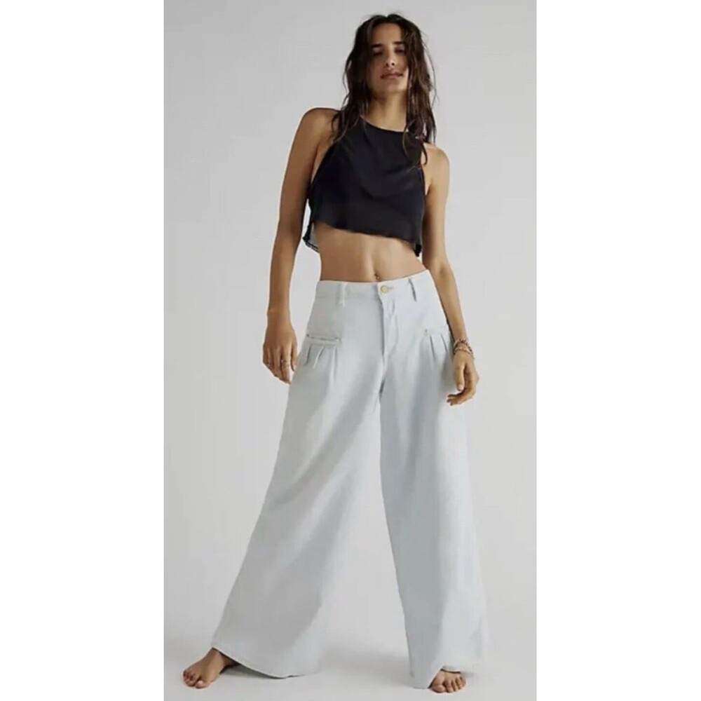 Free People Charlie Wide Leg Pleated Jeans NWOT